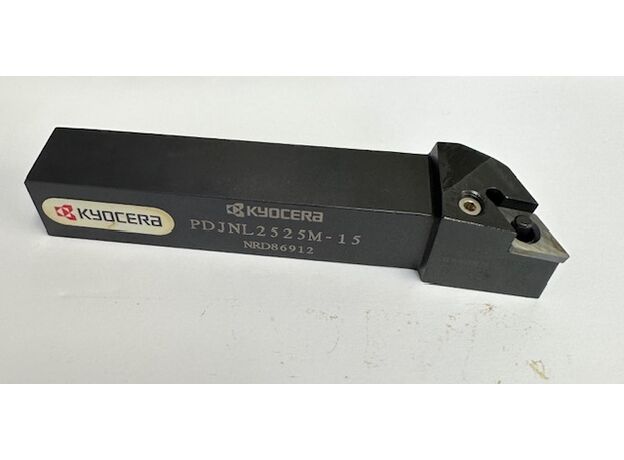 PDJNL2525M15 Left Hand KYOCERA - DNMG TOOLS at Carbidenz
